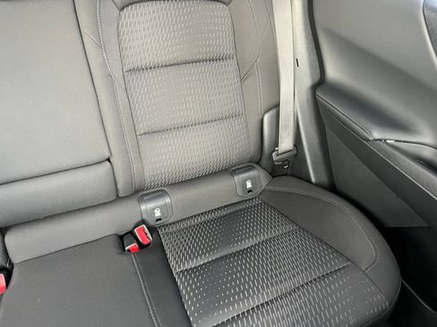 Used 2025 Chevrolet Equinox LT FWD image 39