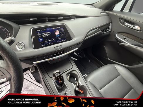 Certified 2022 Cadillac XT4 Sport w/ LPO, ONYX Package FWD image 20