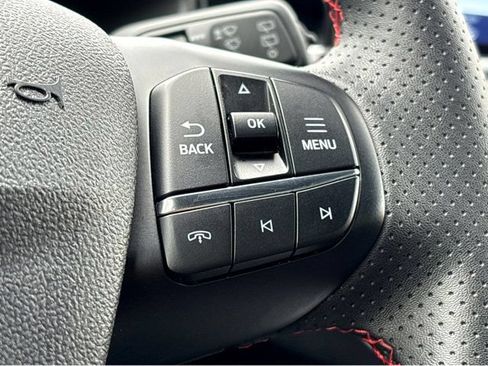 Used 2025 Ford Escape ST-Line FWD image 15