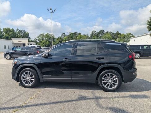 Used 2024 GMC Terrain SLT FWD image 6