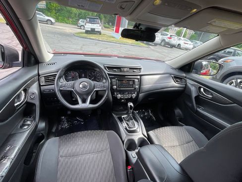 Used 2019 Nissan Rogue SV AWD/4WD image 11