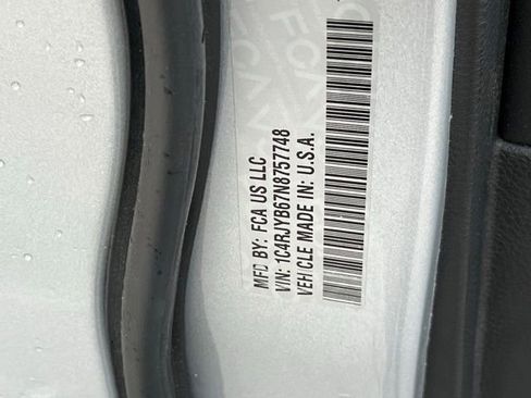 Used 2022 Jeep Grand Cherokee Limited 4xe w/ Luxury Tech Group II image 30