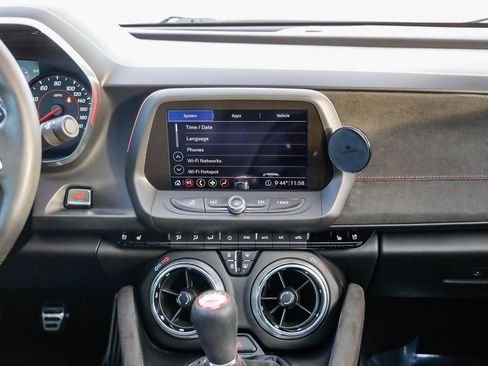 Used 2020 Chevrolet Camaro ZL1 image 14
