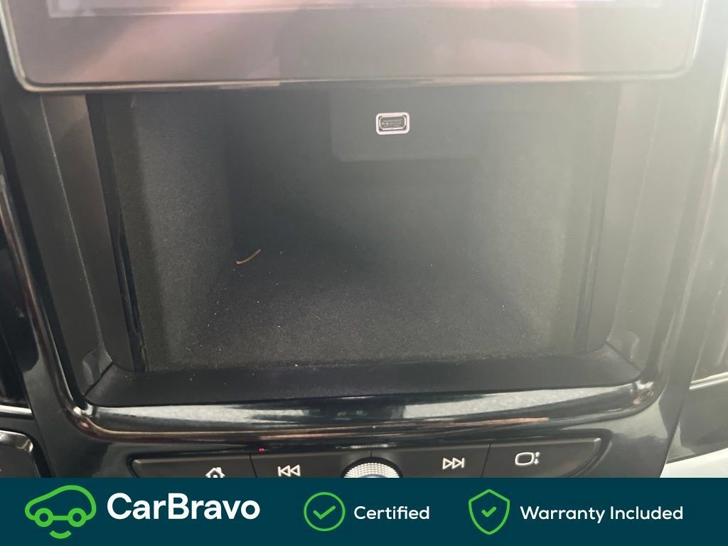 Used 2019 Chevrolet Traverse Premier w/ LPO, Blackout Package AWD/4WD image 31