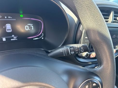 Used 2023 Kia Soul LX w/ LX Technology Package image 20