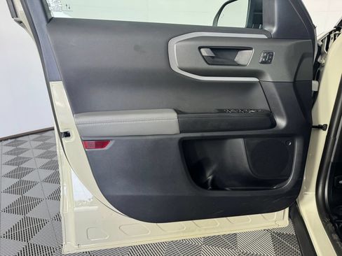 Used 2025 Ford Bronco Sport Badlands AWD/4WD image 9