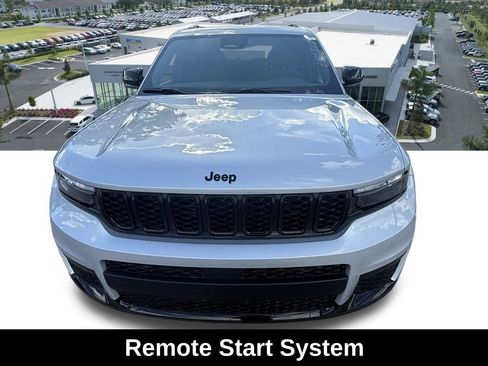 New 2025 Jeep Grand Cherokee L Altitude image 8