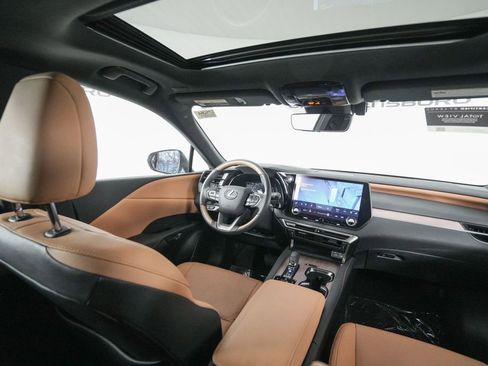 Certified 2024 Lexus RX 350 Premium image 16