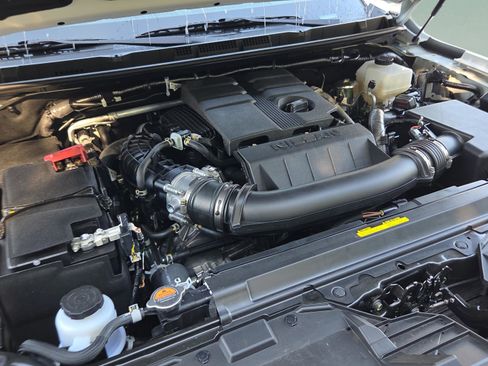 Certified 2026 Nissan Frontier SV w/ All-Weather Content Package RWD image 17