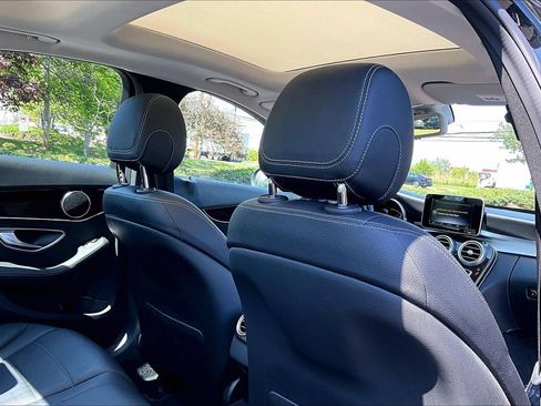 Used 2018 Mercedes-Benz C 300 4MATIC Sedan image 15