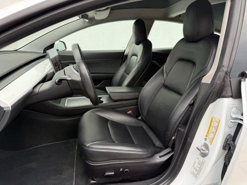 Used 2021 Tesla Model 3 Standard Range Plus image 26