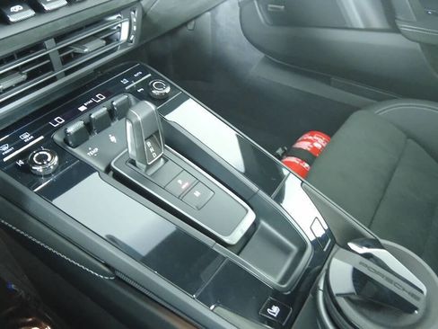 Used 2023 Porsche 911 Dakar image 9