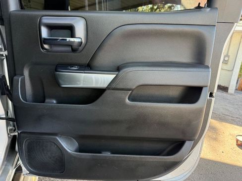 Used 2018 Chevrolet Silverado 1500 LT w/ All Star Edition RWD image 32