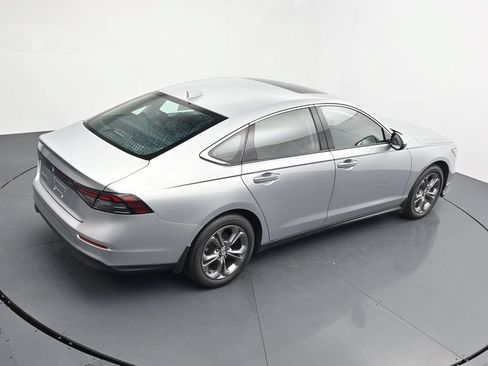 Used 2024 Honda Accord EX image 16
