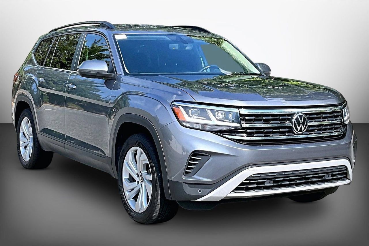 Used 2023 Volkswagen Atlas SE AWD/4WD image 2