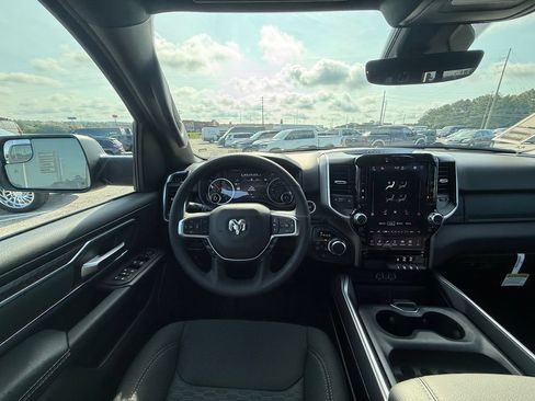 New 2026 RAM 1500 Big Horn AWD/4WD image 8
