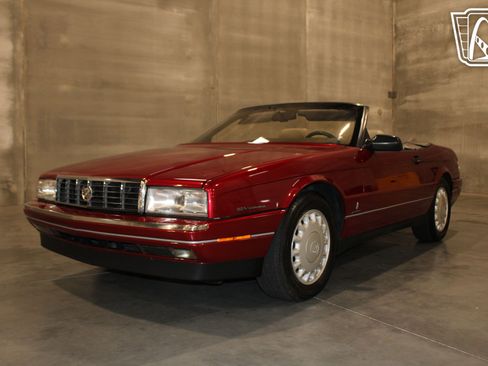 Used 1993 Cadillac Allante image 21