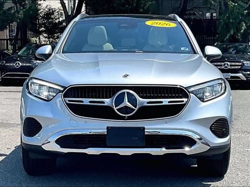 Used 2026 Mercedes-Benz GLC 300 4MATIC image 2