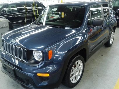 Used 2023 Jeep Renegade Latitude