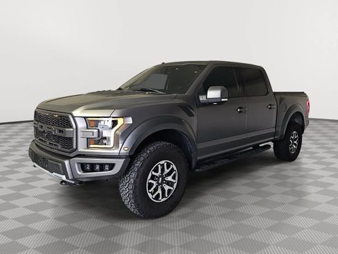 Used 2018 Ford F150 Raptor w/ Equipment Group 802A Luxury AWD/4WD image 4