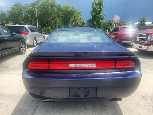Used 2013 Dodge Challenger R/T RWD image 33