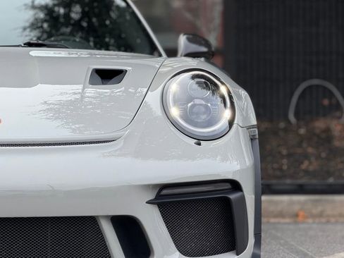 Used 2019 Porsche 911 GT3 RS image 5
