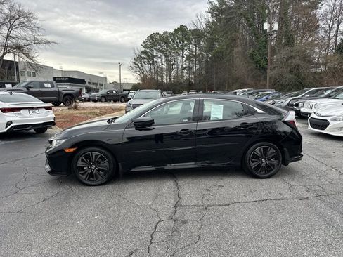 Used 2019 Honda Civic EX image 9