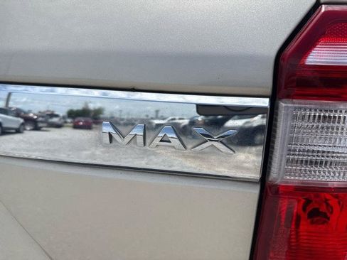 Used 2018 Ford Expedition Max XLT w/ Equipment Group 202A RWD image 18
