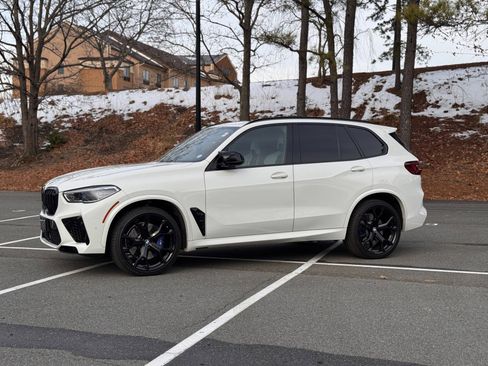 Used 2020 BMW X5 M Competition w/ Executive Package image 5