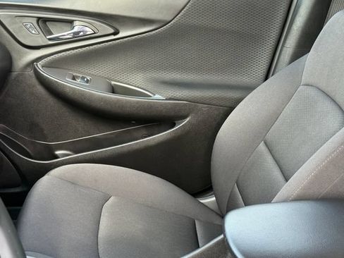 Used 2025 Chevrolet Malibu RS FWD image 13