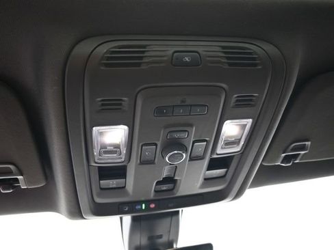 Used 2021 GMC Yukon XL Denali w/ Denali Ultimate Package image 37