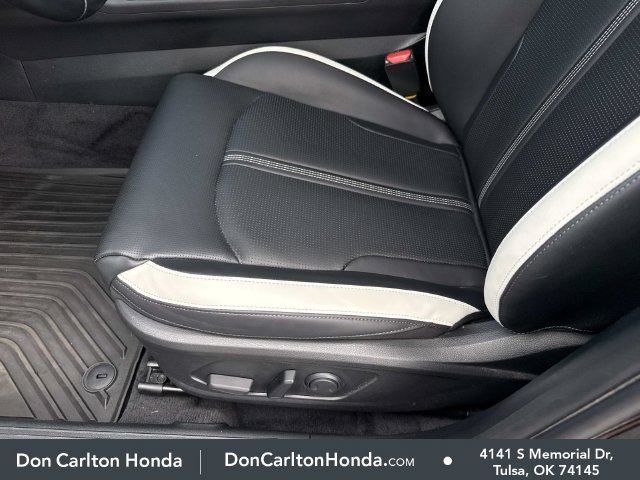 Used 2025 Kia K5 GT-Line AWD/4WD image 13