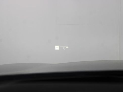 Used 2023 BMW 530e w/ M Sport Package image 18