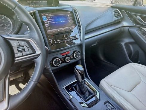 Used 2017 Subaru Impreza 2.0i Limited w/ Moonroof/BSD & Rcta/Eyesight AWD/4WD image 26