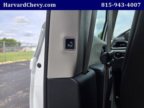 Used 2023 Chrysler Pacifica Touring-L FWD image 29