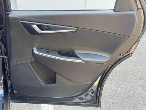 Used 2022 Kia EV6 Light RWD image 43