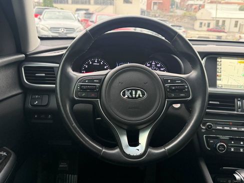 Used 2016 Kia Optima EX w/ Premium Package FWD image 43