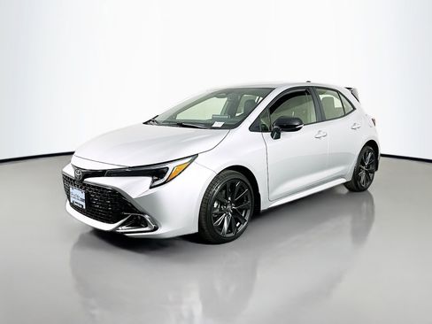 New 2026 Toyota Corolla XSE FWD image 3