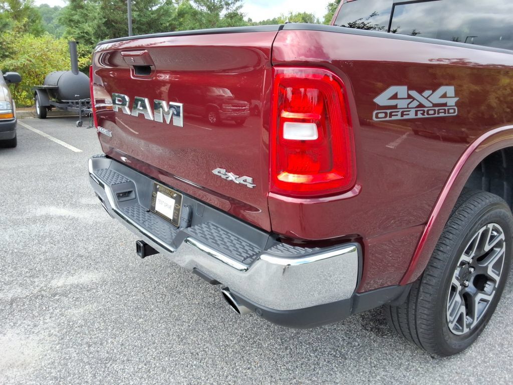 Used 2025 RAM 1500 Laramie w/ Off Road Group AWD/4WD image 16
