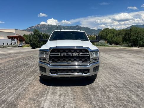 Used 2021 RAM 3500 Tradesman w/ Chrome Appearance Group AWD/4WD image 8