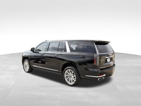 New 2026 Cadillac Escalade ESV Luxury image 3