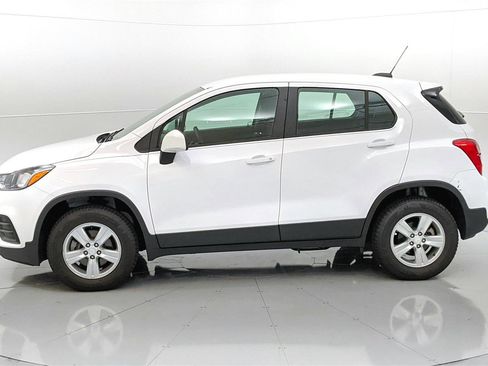Used 2019 Chevrolet Trax LS image 4