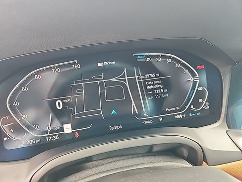 Used 2022 BMW 330e w/ M Sport Package RWD image 5