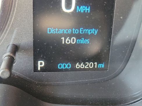 Used 2020 Toyota Corolla LE w/ Carpet Mat Package (TMS) image 24