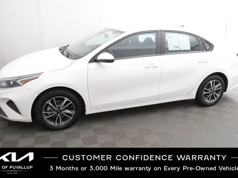 Used 2023 Kia Forte LXS w/ LXS Technology Package image 8