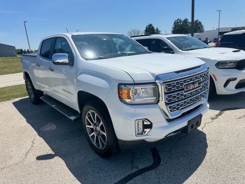 Used 2022 GMC Canyon Denali AWD/4WD image 3