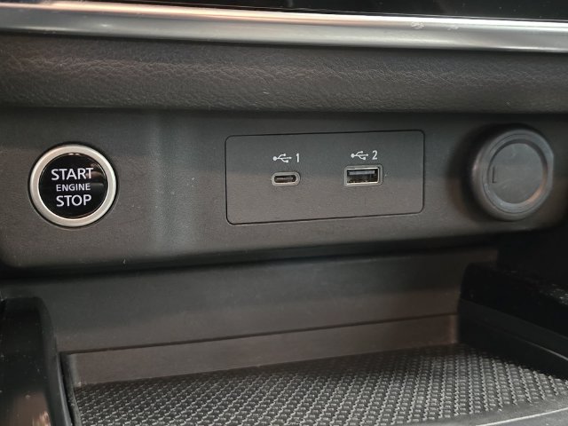 Used 2023 Nissan Rogue S FWD image 14