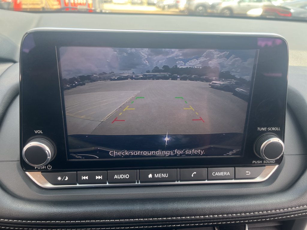 Certified 2025 Nissan Rogue SV AWD/4WD image 29