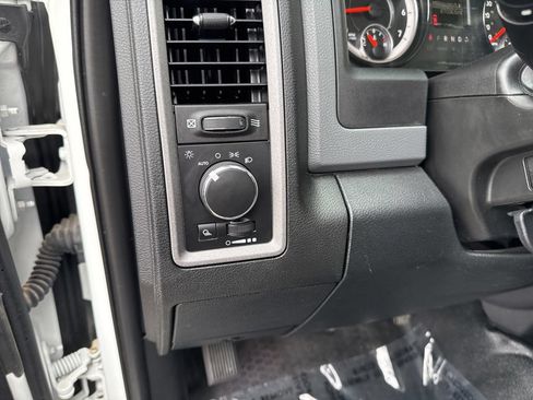 Used 2017 RAM 1500 Tradesman w/ Power & Remote Entry Group AWD/4WD image 11