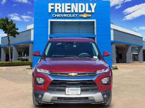 Used 2023 Chevrolet TrailBlazer LT image 2
